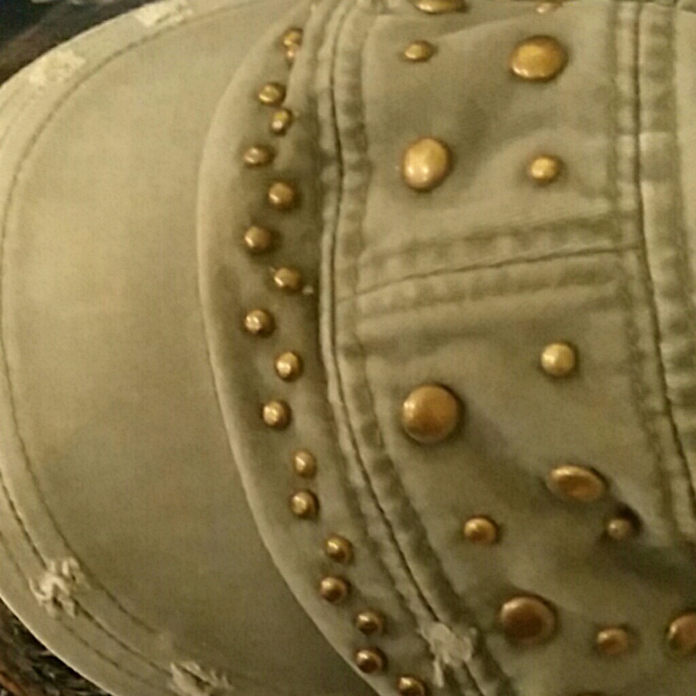 Hat - Picture 2 of 2